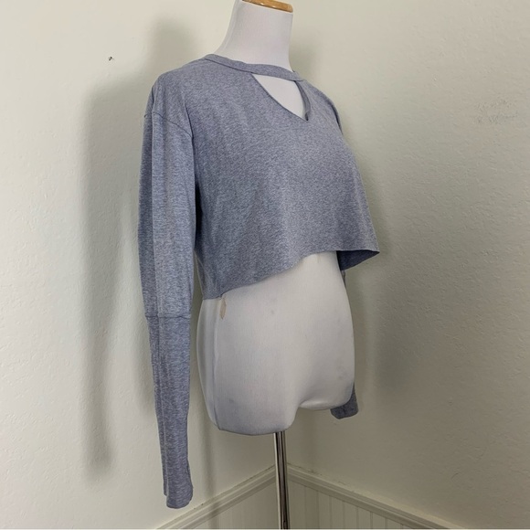 Gymshark Long Sleeve front Cut Out Crop Top Size Small Heather Gray - Picture 10 of 15